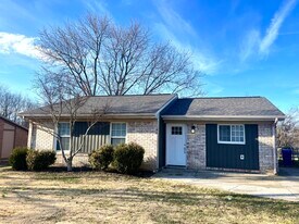 3521 Buckhorn Dr in Lexington, KY - Building Photo