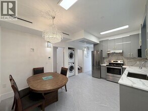 10XX E 62nd Ave in Vancouver, BC - Building Photo - Building Photo