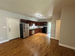 4318 Junius St in Dallas, TX - Foto de edificio - Building Photo