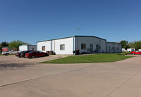 602 Cantrell St in Waxahachie, TX - Foto de edificio - Building Photo