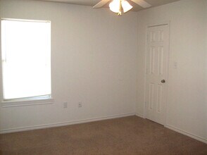 803 N Bangor Ave in Lubbock, TX - Building Photo - Building Photo