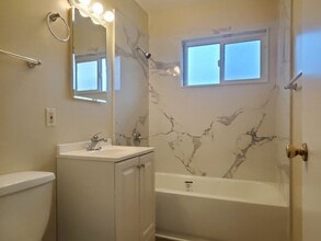 844 Maryann Dr, Unit 08 in Santa Clara, CA - Building Photo - Building Photo