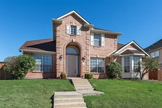 3768 Menard Dr in Carrollton, TX - Building Photo - Building Photo