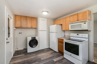 2243 Elmira St in Aurora, CO - Building Photo - Building Photo