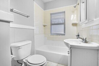 724 Brookline Ave in Louisville, KY - Building Photo - Building Photo