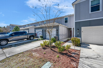 86808 Mainline Rd in Yulee, FL - Building Photo - Building Photo