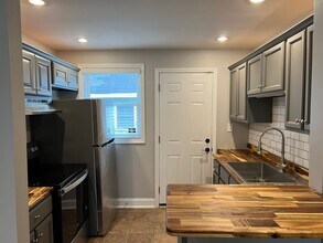 1114 Straightway Ave in Nashville, TN - Building Photo - Building Photo