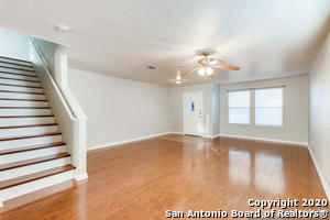 9718 Amber Ledge in San Antonio, TX - Building Photo - Building Photo