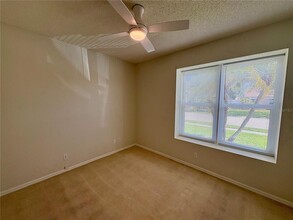 4652 56th Terrace E in Bradenton, FL - Building Photo - Building Photo