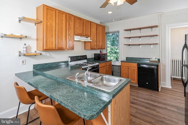 property at 10 Preservation Pl