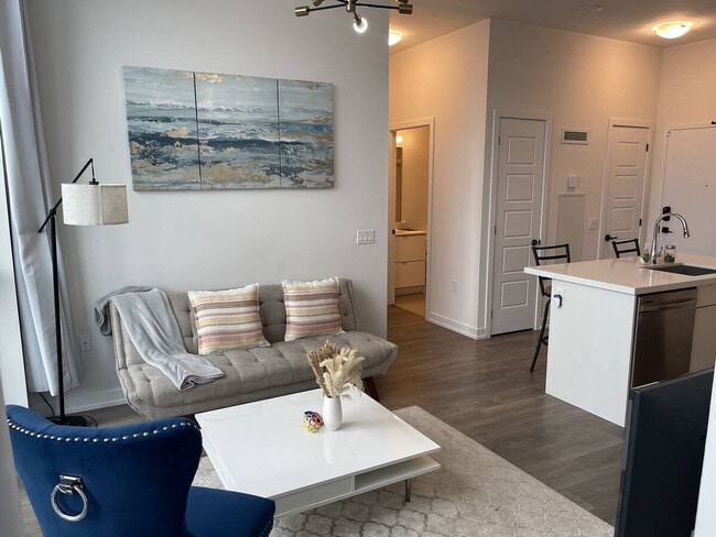 415 Sea Ray Ave