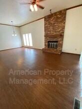 7704 S Hudson Ave in Tulsa, OK - Building Photo - Building Photo