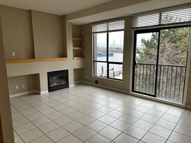 409 Swift St in Victoria, BC - Building Photo