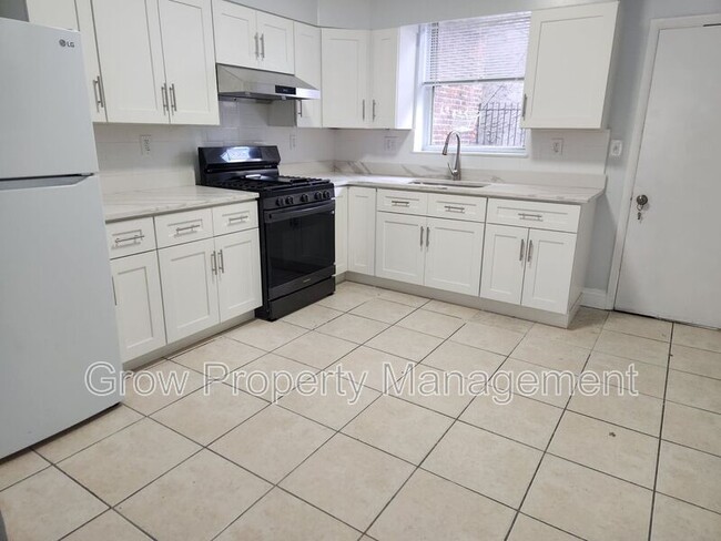 1344 S 9th St in Philadelphia, PA - Building Photo - Building Photo
