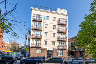 135 Middleton St in Brooklyn, NY - Building Photo - Building Photo