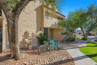 9707-9707 E Mountain View Rd in Scottsdale, AZ - Foto de edificio - Building Photo