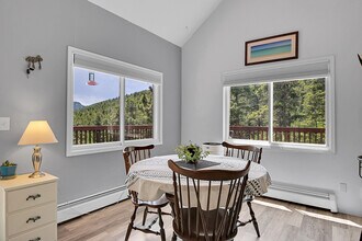 32187 Sylvan Rd in Golden, CO - Building Photo - Building Photo