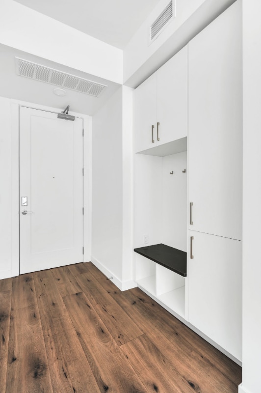 1212 Demonbreun St, Unit 1210 in Nashville, TN - Foto de edificio - Building Photo