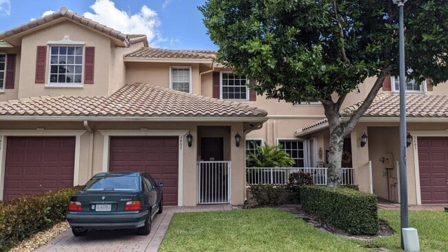 property at 3409 Lakeside Dr