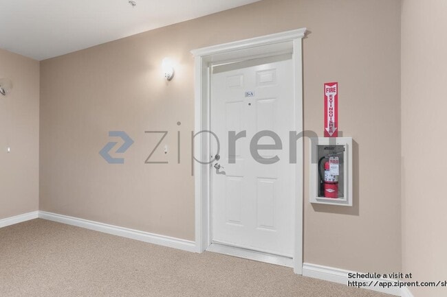 717 E Denny Way in Seattle, WA - Building Photo - Building Photo