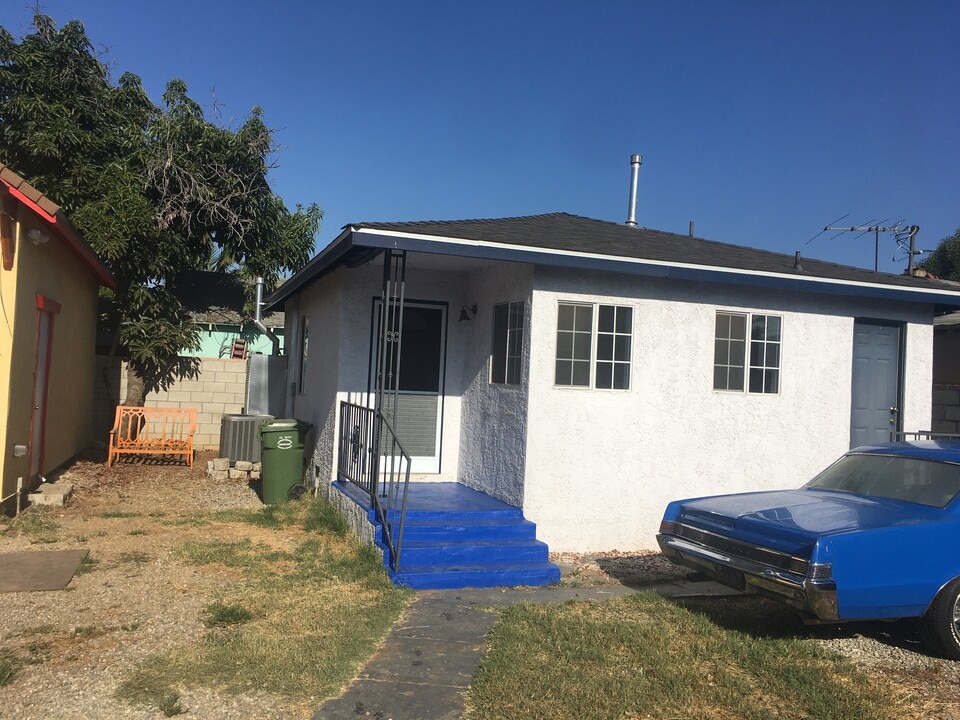 225 1/2 N Townsend Ave, Unit 1 in Los Angeles, CA - Foto de edificio