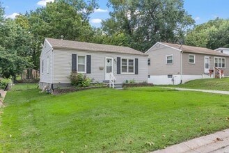 212 Connolly Dr in St. Louis, MO - Building Photo - Building Photo