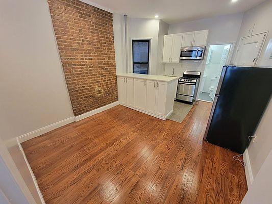 property at 1885 Amsterdam Ave