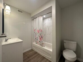 Ritson Road South in Oshawa, ON - Building Photo - Building Photo