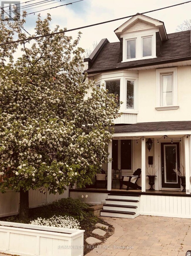 property at 99 Waverley Rd