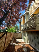 1402 N Northgate Way in Seattle, WA - Building Photo - Building Photo
