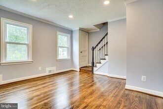 2901 Farmington Dr in Alexandria, VA - Building Photo - Building Photo