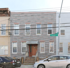 6707 Forest Ave in Ridgewood, NY - Building Photo - Building Photo