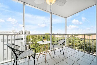 150 Ocean Ln Dr in Key Biscayne, FL - Building Photo - Building Photo