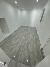16243 SW 99th Terrace in Miami, FL - Foto de edificio - Building Photo