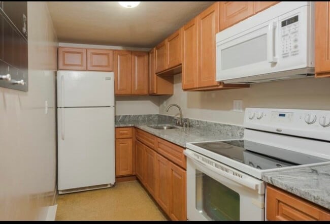 179 Presidents Ln in Quincy, MA - Building Photo - Building Photo