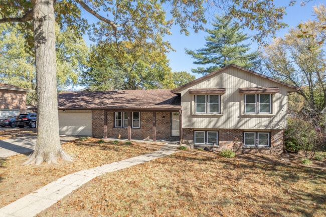 property at 710 Earl Lee Dr