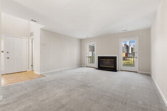 12 Edgewood Green Ct in Annapolis, MD - Building Photo - Building Photo