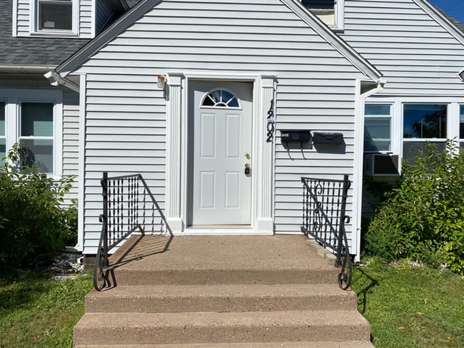 1202 S 11th Ave in Wausau, WI - Building Photo - Building Photo