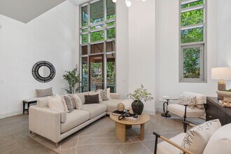 905 Juniper St NE in Atlanta, GA - Building Photo - Building Photo