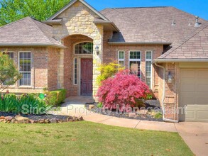 2617 Century Dr in Edmond, OK - Building Photo - Building Photo