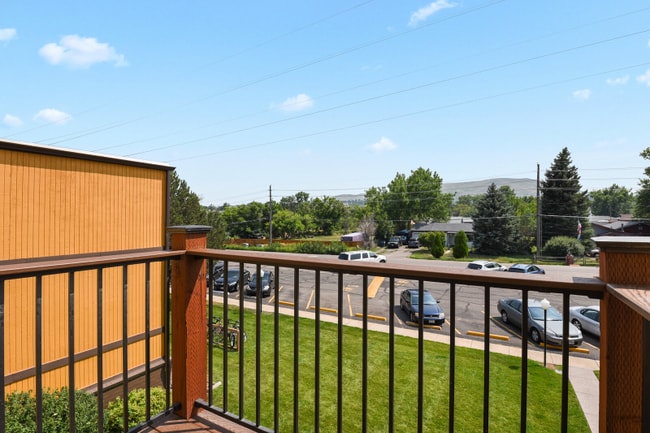 16359 W 10th Ave in Golden, CO - Building Photo - Building Photo