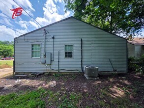 1153 Windemere Ave in Oklahoma City, OK - Building Photo - Building Photo