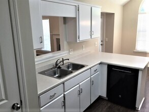 6 Raven Wood Way in Pooler, GA - Building Photo - Building Photo
