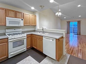 1141 Maggie Rd in Newburgh, NY - Building Photo - Building Photo