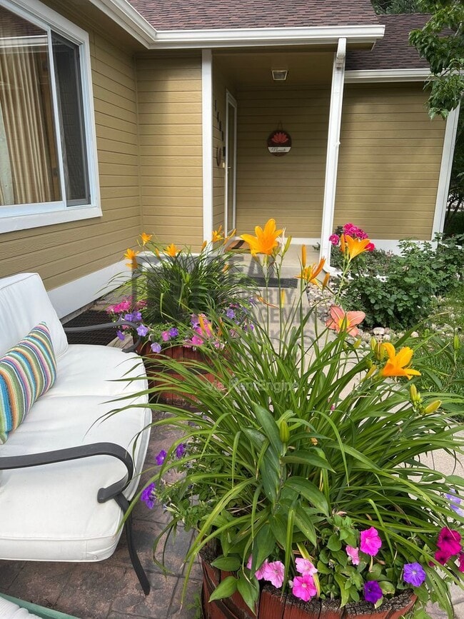 property at 1400 Hastings Dr