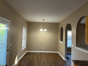 3933 Pine Ridge Way in Lexington, KY - Building Photo - Building Photo