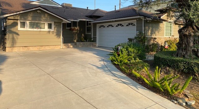 5356 Yolanda Ave in Tarzana, CA - Building Photo - Building Photo