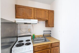 6 Barney Cir SE in Washington, DC - Building Photo - Building Photo