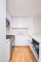 1410 Columbia Rd, Unit 7J in Boston, MA - Building Photo