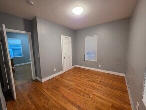 10 Fox St in Boston, MA - Building Photo - Building Photo